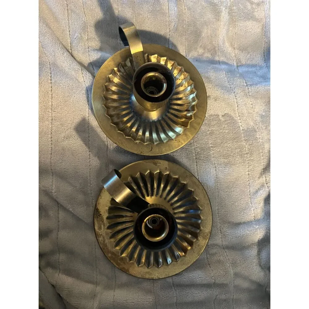 Vintage HOMCO Brass Candle Holders Pair Chamberstick Fluted Scroll Handle